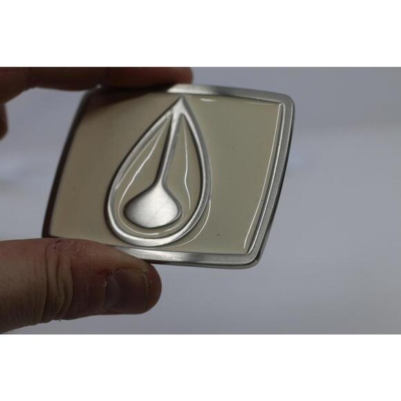 Nixon Metal Belt Buckle – Cream Inlay – Streetwear Accessory - Picture 2 of 4